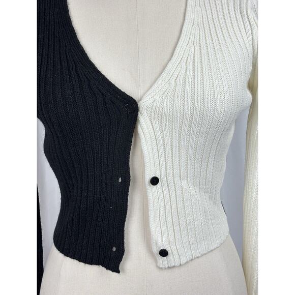 Pretty Little Thing Color Block Ribbed Cardigan Sweater Black White Cropped S - Picture 2 of 11